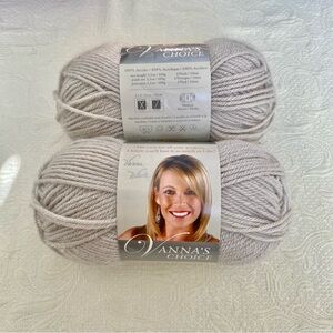 Lion Brand Vanna’s Choice Lot of 2 x 3.5oz 100% Acrylic “Linen” color yarn